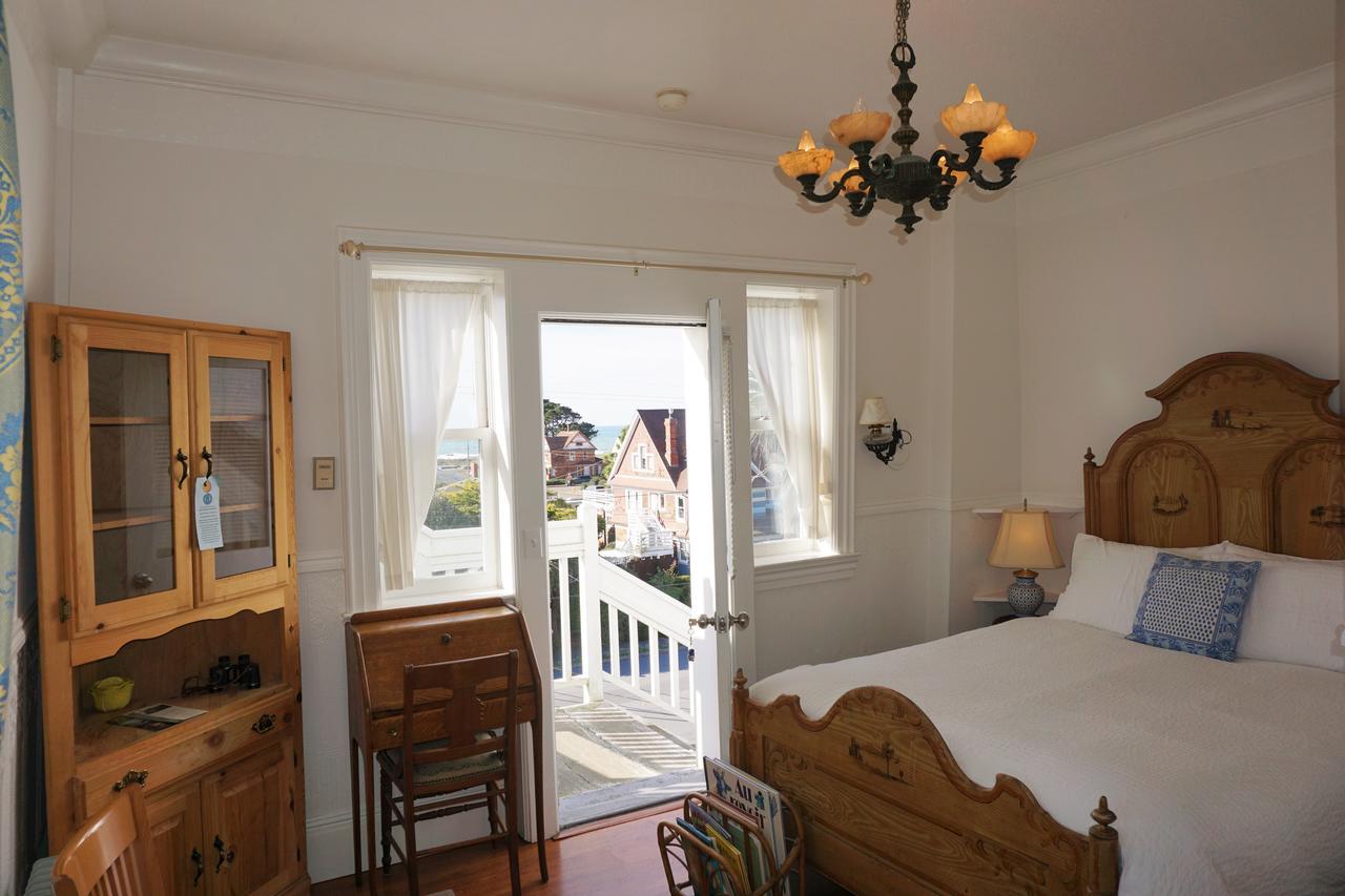 Weller House Inn Fort Bragg Room photo
